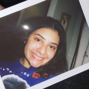 Meet your Posher, Izzandra